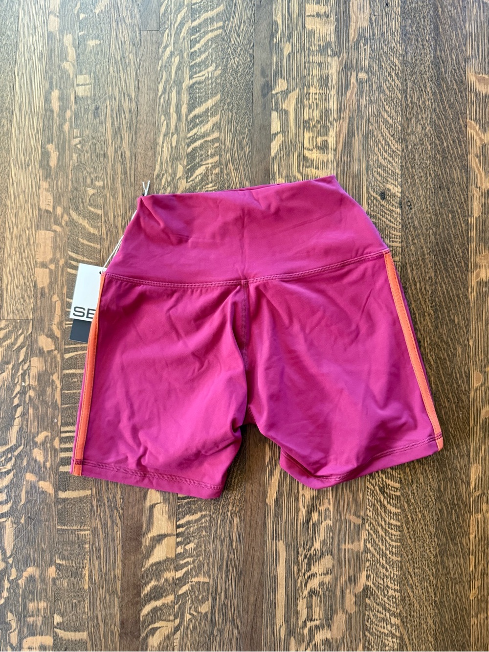 SET Active Breathe Shorts in Heatwave - Picture 2 of 4